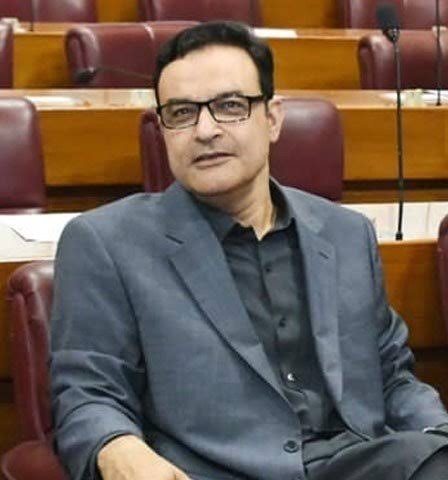 TamimAbbasi's tweet photo. ان تمام ایم این ایز کو اگر 2 کروڑ مزید ملتے تو اپنی بیٹیاں، بیویاں بھی پیش کرتے دیر نہ کرتے۔
#ضمیر_فروشوں_کو_نا_اہل_کرو https://t.co/Z1K5qcNH3j