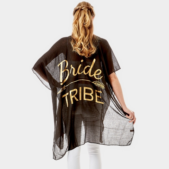 MaineventL's tweet photo. So good I had to share! Check out all the items I'm loving on @Poshmarkapp #poshmark #fashion #style #shopmycloset: https://t.co/9kvU6J7ql0 https://t.co/7lGc5SZg36