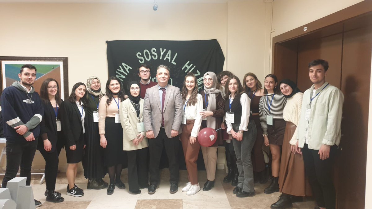 Aybushk's tweet photo. 🌱15.03.2022 🌱
Yeni Bir Eko-Sosyal Dünyayı Birlikte İnşa Etmek : Kimseyi Geride Bırakmamak teması üzerine düzenlediğimiz etkinliğimizde, bu anlamlı gün için tüm konuşmacılarımıza teşekkür ediyor, değerli katılımcılarımıza sevgilerimizi iletiyoruz. https://t.co/qFPXh72J3E