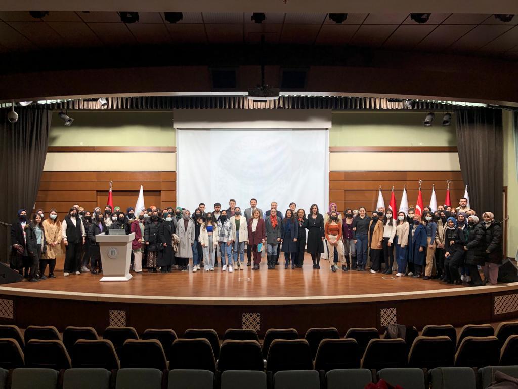 Aybushk's tweet photo. 🌱15.03.2022 🌱
Yeni Bir Eko-Sosyal Dünyayı Birlikte İnşa Etmek : Kimseyi Geride Bırakmamak teması üzerine düzenlediğimiz etkinliğimizde, bu anlamlı gün için tüm konuşmacılarımıza teşekkür ediyor, değerli katılımcılarımıza sevgilerimizi iletiyoruz. https://t.co/qFPXh72J3E