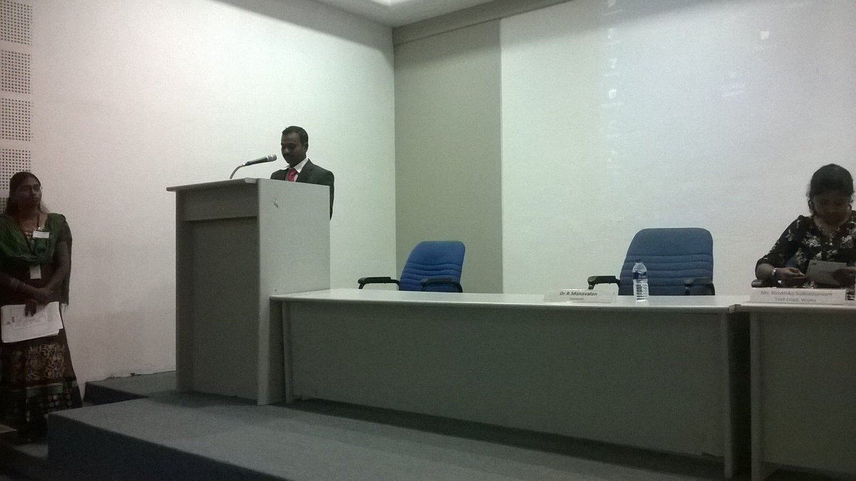 kiruthusankar's tweet photo. “The future belongs to those who believe in the beauty of their dreams.”
#GuestLecture 🎤 
#CollegetoCorporate 📚 
#CareerBuilding 📝 https://t.co/zMYiOKpPOn