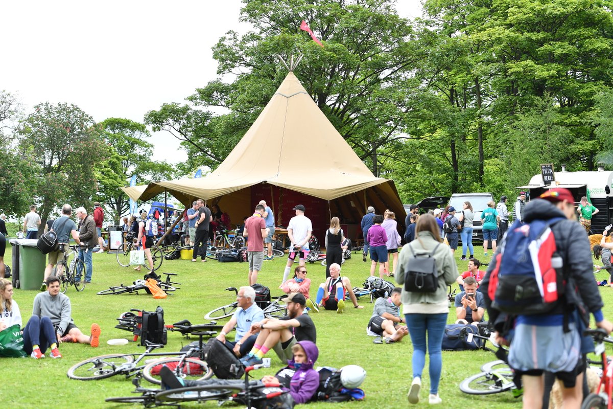 With the final 25 entries of the 100, see what @AJBell 2022 #WTCSLeeds has to offer!

🌳 Roundhay Park
🎪 On-site services and activities
🏅 Run with Olympians 
🦩  Amazing scenery and wildlife

Use promo code THE100  and receive 10% off your entry!: loom.ly/nsXidVQ