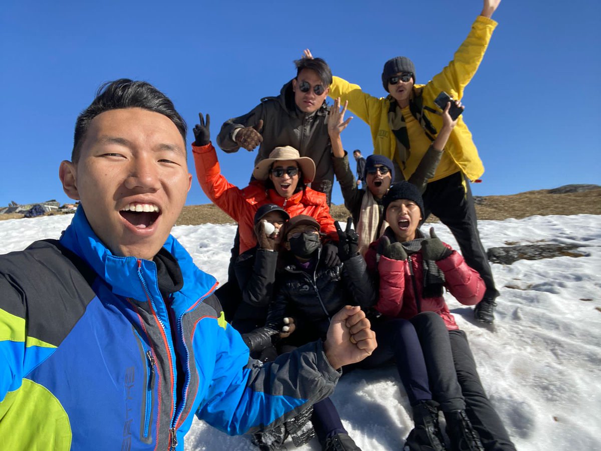TetsoCollege's tweet photo. Tetso Mountaineering Club climb the highest peak of Nagaland!
#Nagaland https://t.co/RPANQ5XNmo