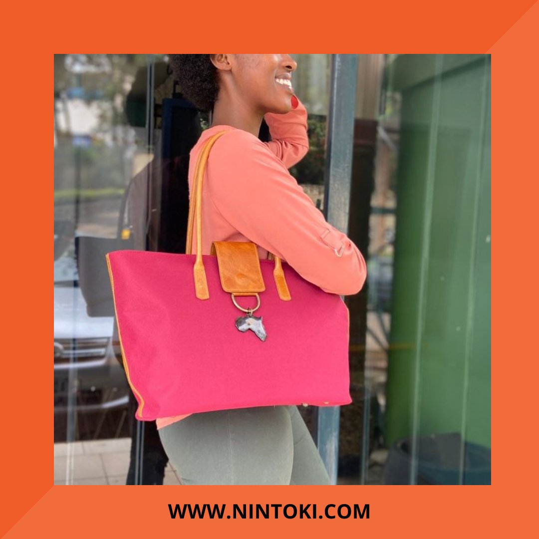 Gaju nylon tote #bag brings a smile to your face! Available in two colours, black and red. Check them out @StudioRwanda.  

#Rwanda #RwOT #Kigali #MadeinRwanda