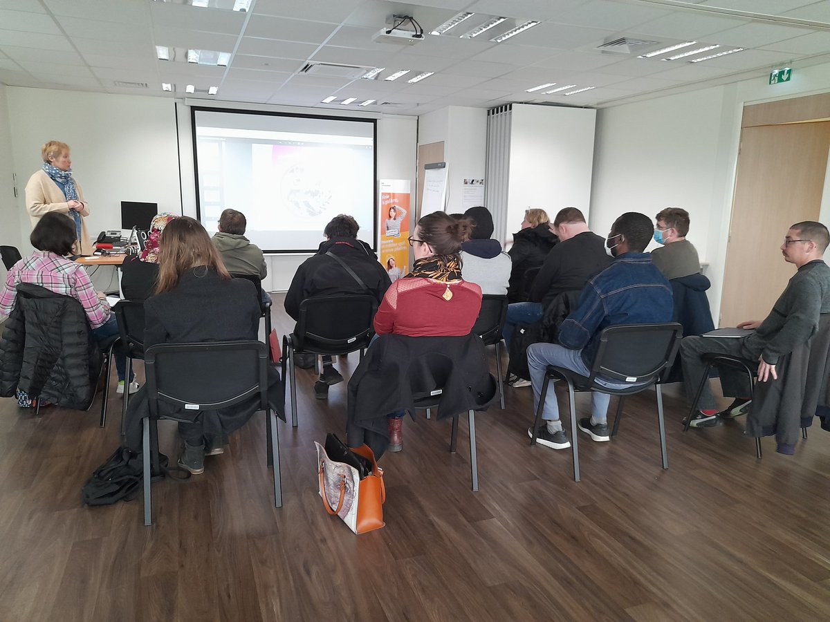 anne_manach's tweet photo. #TousMobilisés pour les #métiers de #agriculture . 14 candidats présents pour rencontrer la Maison des Agriculteurs afin de découvrir la diversité des emplois, formations et postes à pourvoir. https://t.co/iwVhIUo552