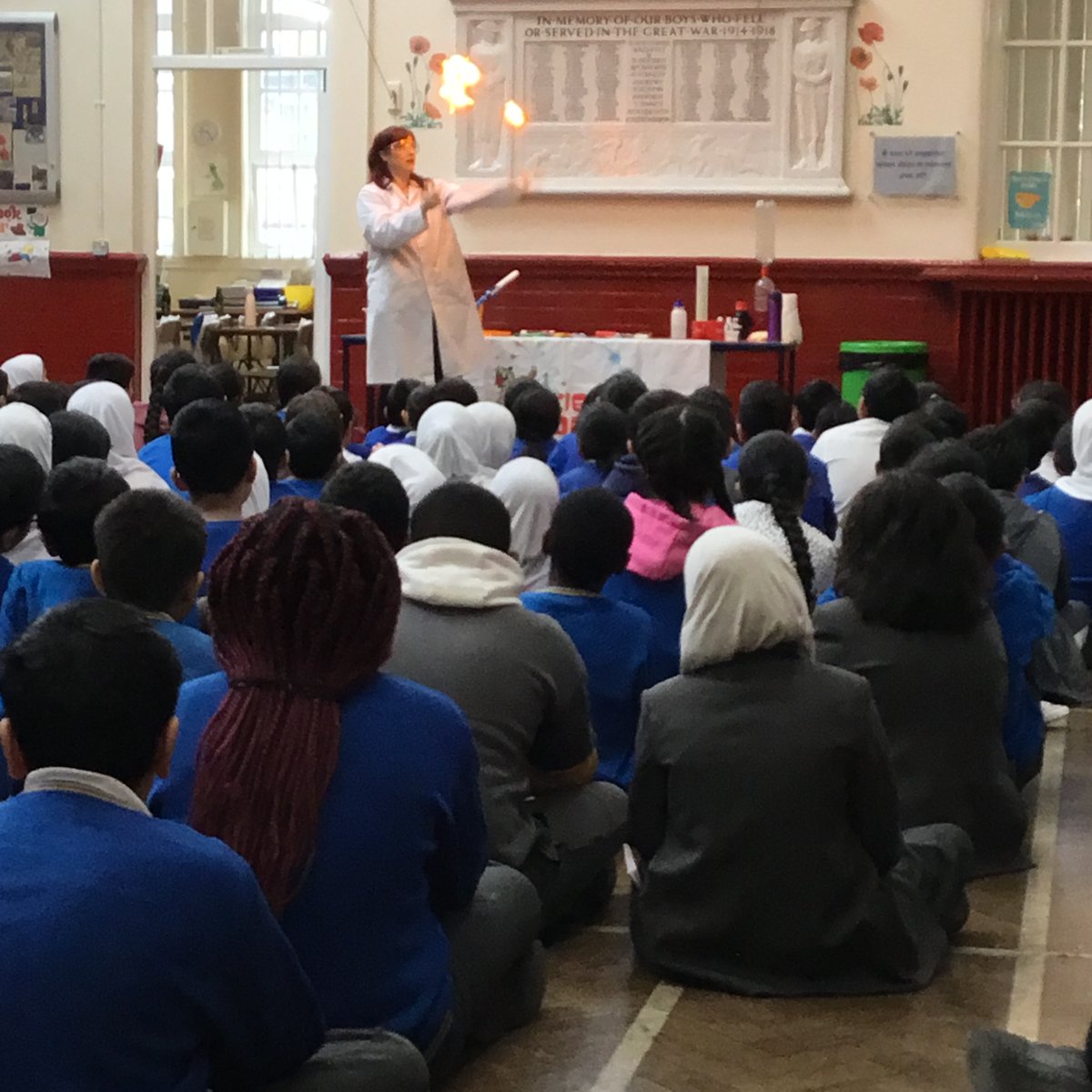 CanterburyCross's tweet photo. Year 4-6 really enjoyed the Science assembly! #scienceboffins https://t.co/n6W90qzHF9