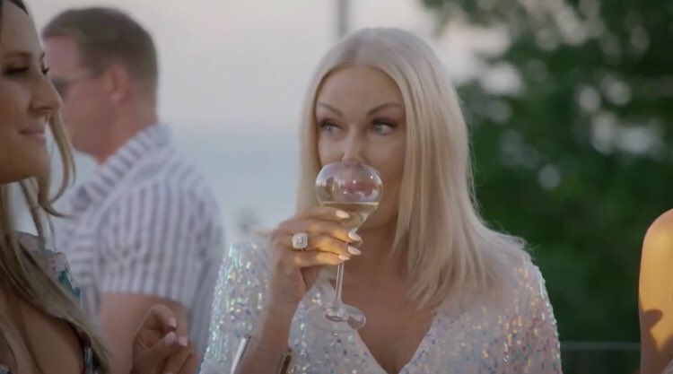 rhomelbourne tweet media