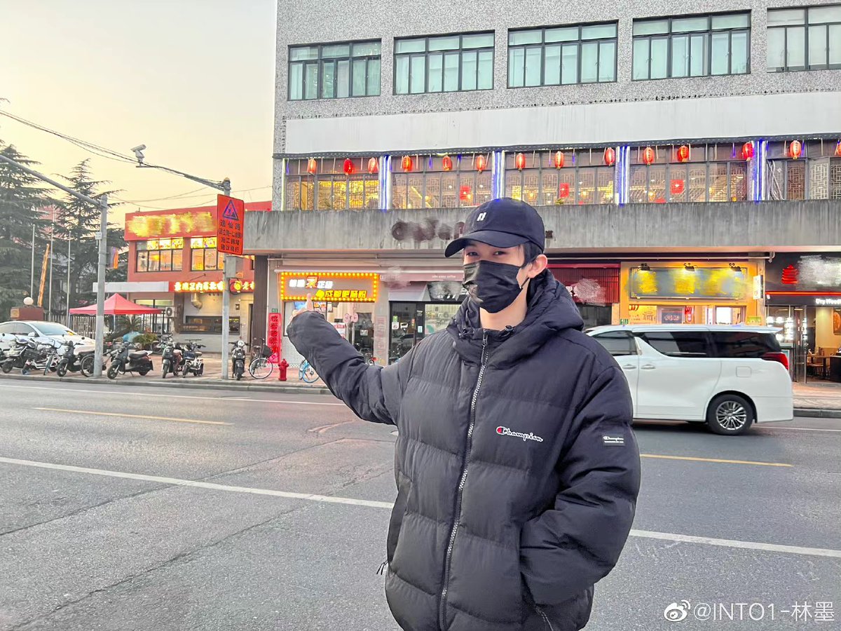 hqilins's tweet photo. 220317 #林墨 weibo update:

delicious https://t.co/WRjTJzaprW