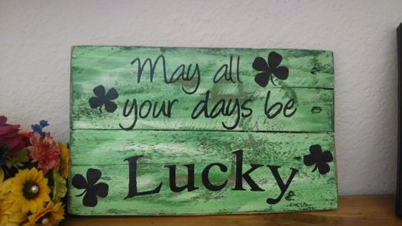 Happy St. Patrick's Day from all of us <a href="/PalletRenew/">Pallet Renew Inc</a>  #StPatricksDay #luckoftheirish 

pinterest.ca/pin/3916724988…