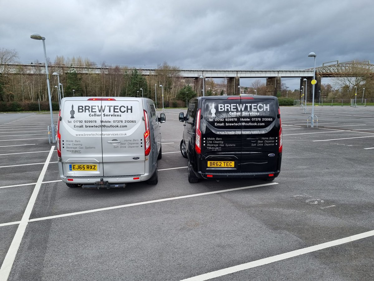 BREWTECH_1's tweet photo. Finally got  around  to sign writing our vans #nohidingnow https://t.co/h3QQhsC8Nh