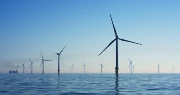 PeterTr74604680's tweet photo. Why not a "Wind4all" tax on Shell, BP etc and use the money to INVEST in state owned wind farms offshore. Reduced dependence on oil/gas and reduced household bills.
Oh and reduced subsidies and profits for dirty oil.
#JohnsonOut52 #wind4all https://t.co/JYWbSmgCIm