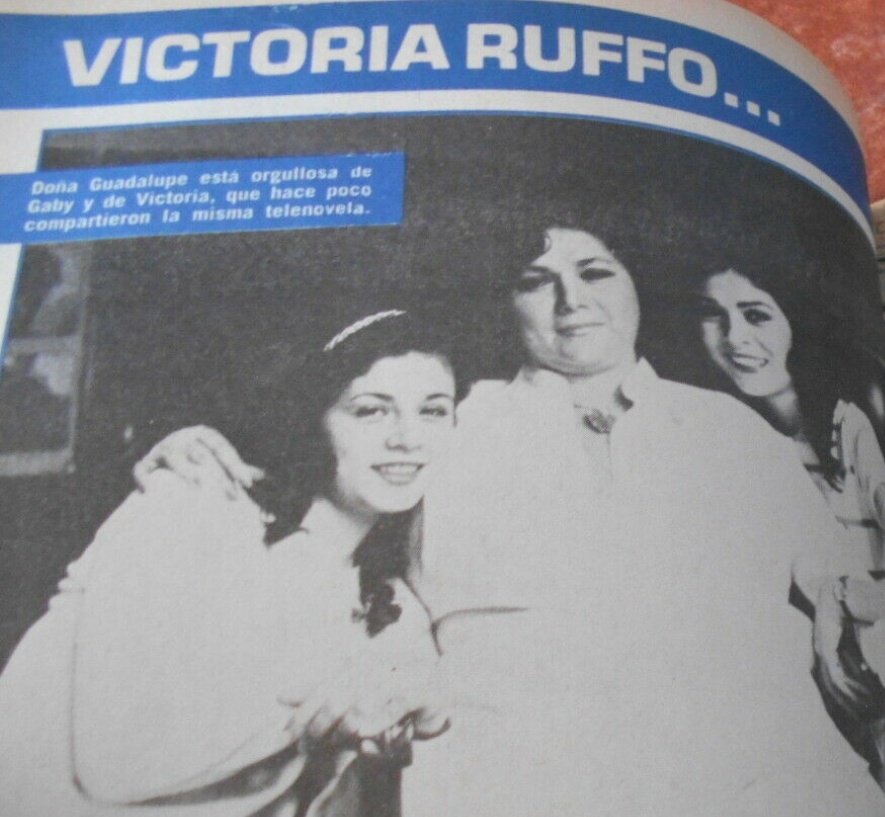 kingdomtekila's tweet photo. Un hermoso #tbt de la Queen @victoriaruffo31 https://t.co/RCIZlDZc2K