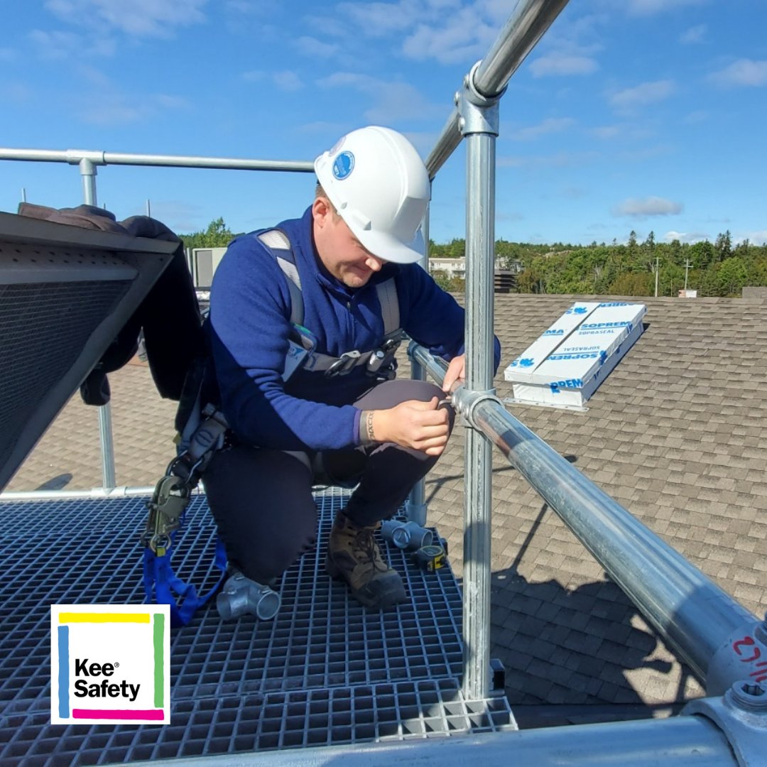 KeeSafety_CA's tweet photo. #TBT We'd like to highlight a project we completed alongside Flynn Canada providing #customplatforms for Chartwell. It was identified that there were several #rooftophazards, and these custom platforms provide safe and efficient #roofaccess for years to come.
#KeeSafety https://t.co/7kINVC5AZs