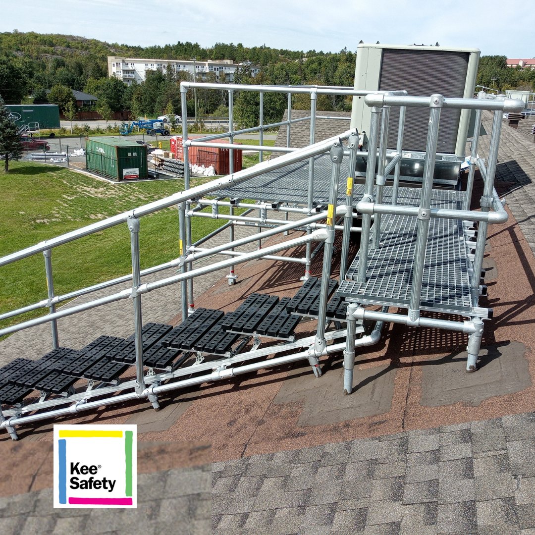 KeeSafety_CA's tweet photo. #TBT We'd like to highlight a project we completed alongside Flynn Canada providing #customplatforms for Chartwell. It was identified that there were several #rooftophazards, and these custom platforms provide safe and efficient #roofaccess for years to come.
#KeeSafety https://t.co/7kINVC5AZs