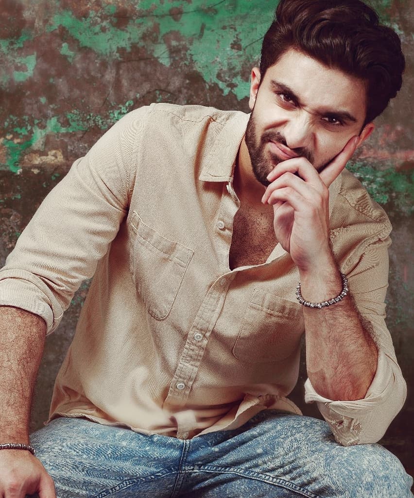 FilmUpdates's tweet photo. Ahad Raza Mir has been cast in Netflix original series 'Resident Evil'. 

The live action scripted series will tell a new story building on Capcom’s hit video game franchise. He will be joined by Lance Reddick and Ella Balinska. 

(Source: https://t.co/GAs9gireHQ) https://t.co/FsMRAWclS6