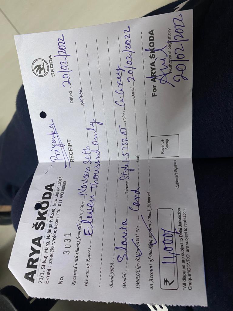 prannay_seth's tweet photo. @SkodaIndia @SKODAIndia_PR had booked skoda slavia 1.5 Tsi dsg on 20th feb with an assurance of delivery by 10th march. It is 17th march, dealership is now mentioning delivery date of around 20th april.
There is no clarity of allocation. Absolute disappointment. https://t.co/nhyUdqJkh0