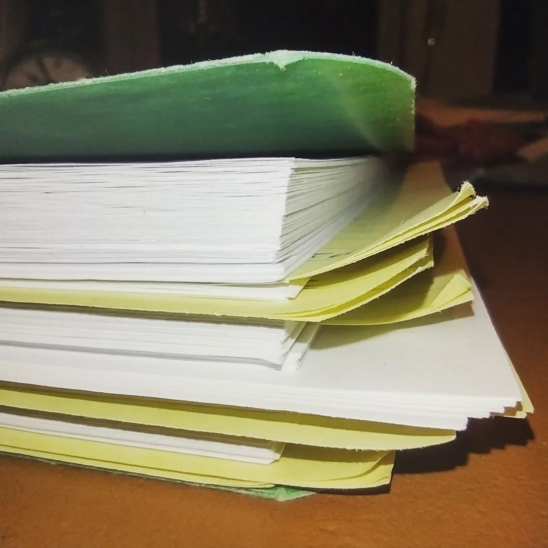 SalemRory's tweet photo. Third draft seems to be done.
Now for a fourth draft, where hopefully I can make it look like I knew what I was doing all along ....
#writing #revising #mysteries #mysterynovels #mysterynovelist #salem #salemma #spectralevidence https://t.co/DvvTDR19Gt
