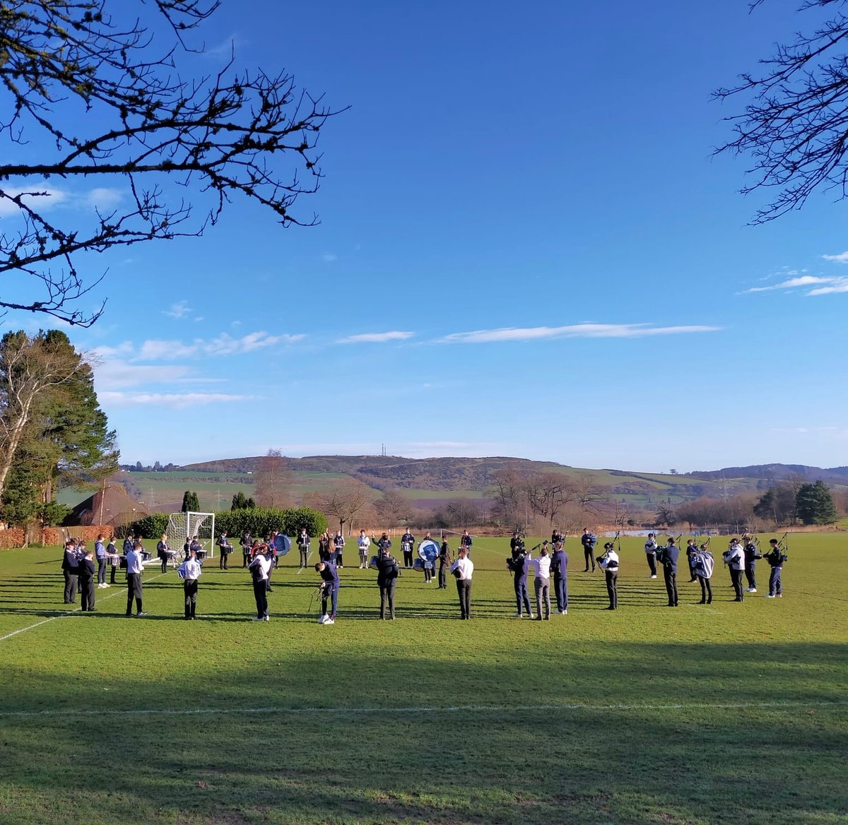 strathpipeband's tweet photo. On a beautiful March morning โ๏ธ, there is nothing better than hearing the Massed Pipes and Drumsโฆ all 50 of them!๐ด๓ ง๓ ข๓ ณ๓ ฃ๓ ด๓ ฟ #strathpipeband #strathtrad #perthshire #Scotland @StrathallanSchl https://t.co/3IkrHYWpoO