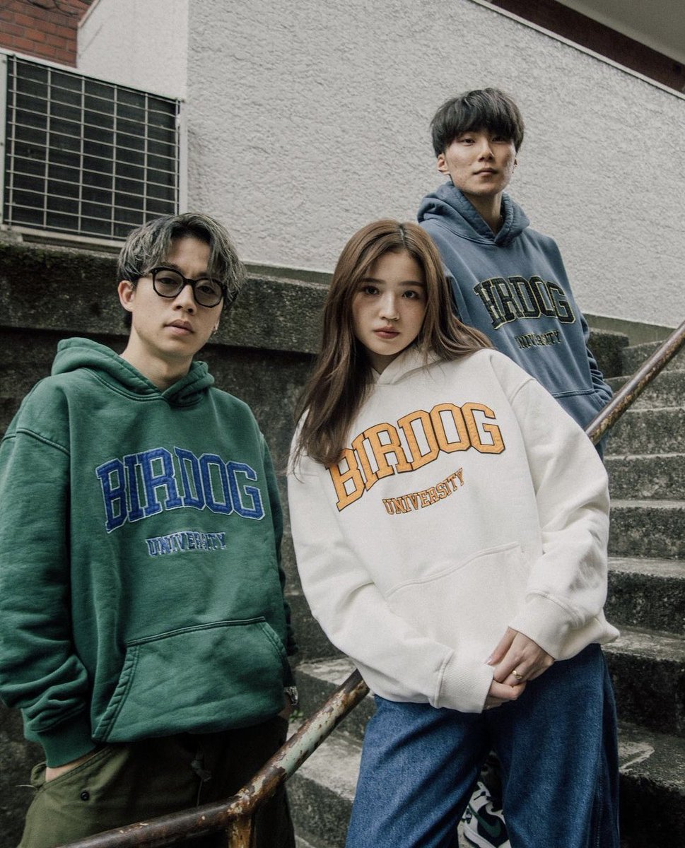 birdogコムドットBirdog University hoodie navy