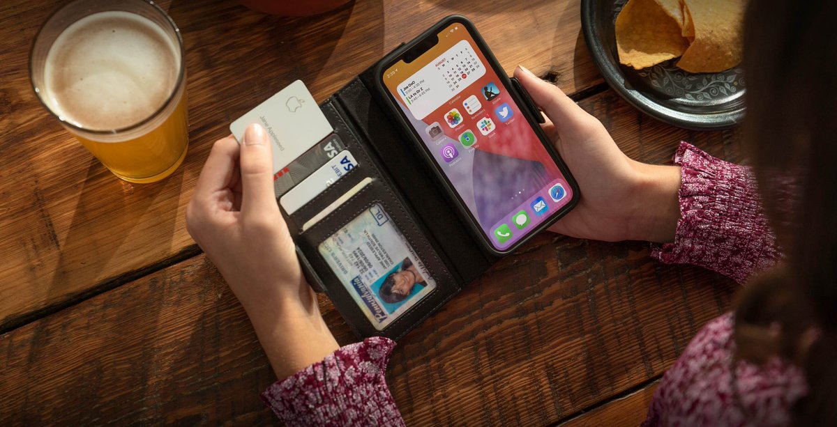 twelvesouth's tweet photo. Thanks for including #BookBook and #SurfacePad in your "Best iPhone 13 cases" @9to5mac! Ready to streamline your everyday carry and show off your #iPhone13 in style? Shop here https://t.co/3nq1aXF1YT #TwelveSouth https://t.co/LHoF5R9Jjt