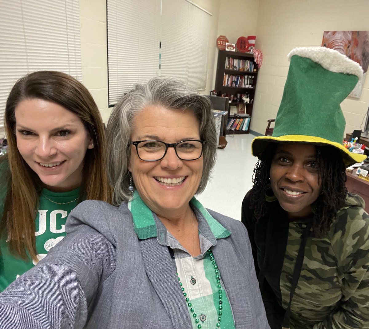 Beth Rhyne tweet media