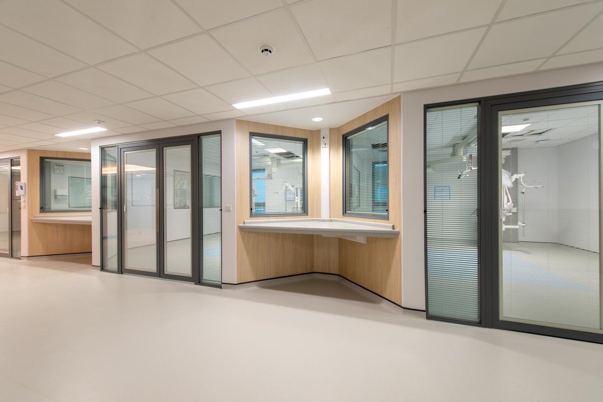 Making Privacy Beautiful with Privacy Glass Solutions!!! Visit our website to find all the updated information about each of our products. Click the link to explore our new Product Data Sheets: loom.ly/FCwhQpo
.
.
.
#BetweenGlassBlinds #Vistamatic #Clarity #DecoGlass