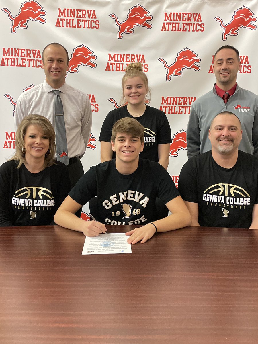 brayden_costea's tweet photo. I’m super excited to announce my commitment to Geneva College. Thank you to all of my family, friends, and coaches who have helped me become the player I am today. I am extremely blessed to have the opportunity to play the game I love for another 4 years #stormon 🌪 https://t.co/kX02LkC4Rp