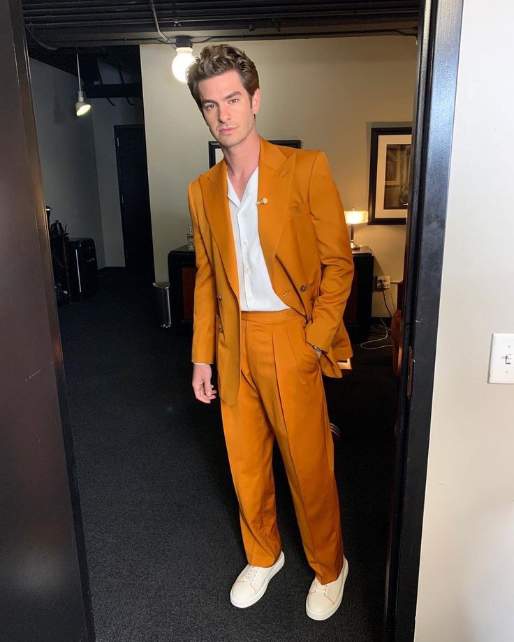 diannespam's tweet photo. I refuse to believe that Andrew Garfield is real https://t.co/okMBiGWTVM