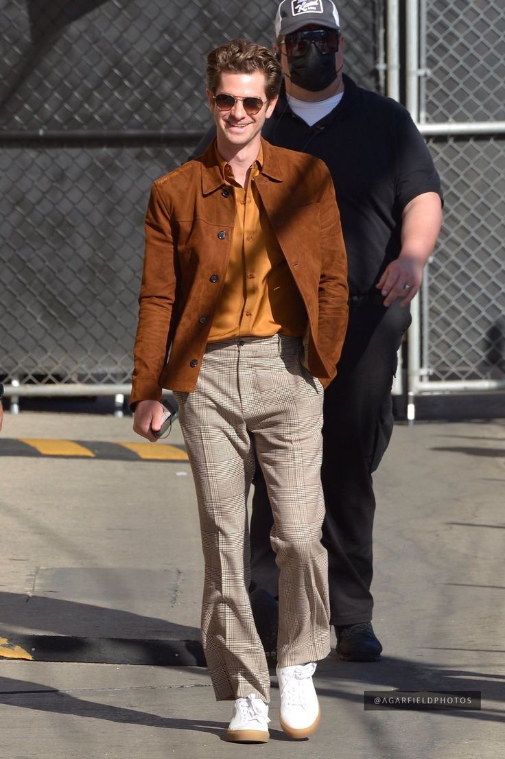 diannespam's tweet photo. I refuse to believe that Andrew Garfield is real https://t.co/okMBiGWTVM