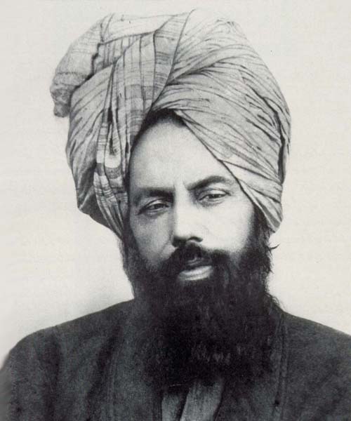 thetruthscome's tweet photo. “When you see him, pledge allegiance (bai’at) to him, even if you have to crawl over ice, because he will be the Khalifa of Allah – the Mahdi.” (Sunan Abu Dawud, Sunan Ibn Majah) #ImamMahdi #Ahmadis https://t.co/uZqCJM1OlF