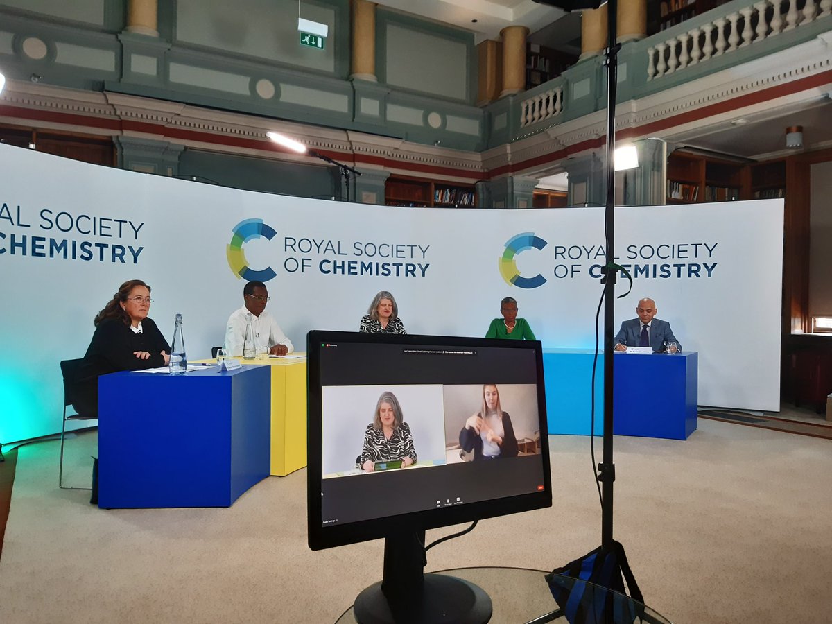 The launch of the <a href="/RoySocChem/">Royal Society of Chemistry</a> #missingelements report has started! Live streaming from our headquarters! Thank you to our fabulous panelists <a href="/Kevin_Coutinho/">Kevin Coutinho MBE</a> Professors Ijeoma Uchebgu <a href="/mresmini/">marina resmini</a>  Robert Mokaya and our President Elect Gill Read, chaired by our CEO by <a href="/helenpain_RSC/">Helen Pain</a>