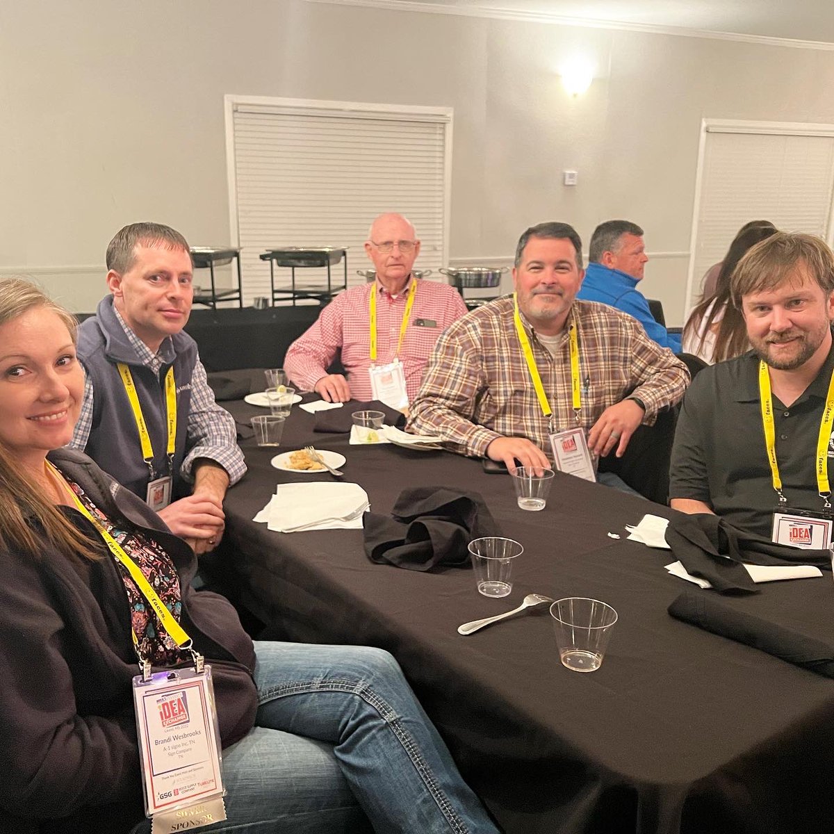 midsouthsign's tweet photo. MSSA struck GOLD 🌈🤩🏆 We sure are LUCKY to have members like YOU!
Happy St. Patrick’s Day, everyone ☘️🍀
#midsouthsignassociation #ideaexchange #signindustry #networking #memberssupportingmembers https://t.co/zjdJORuDSK