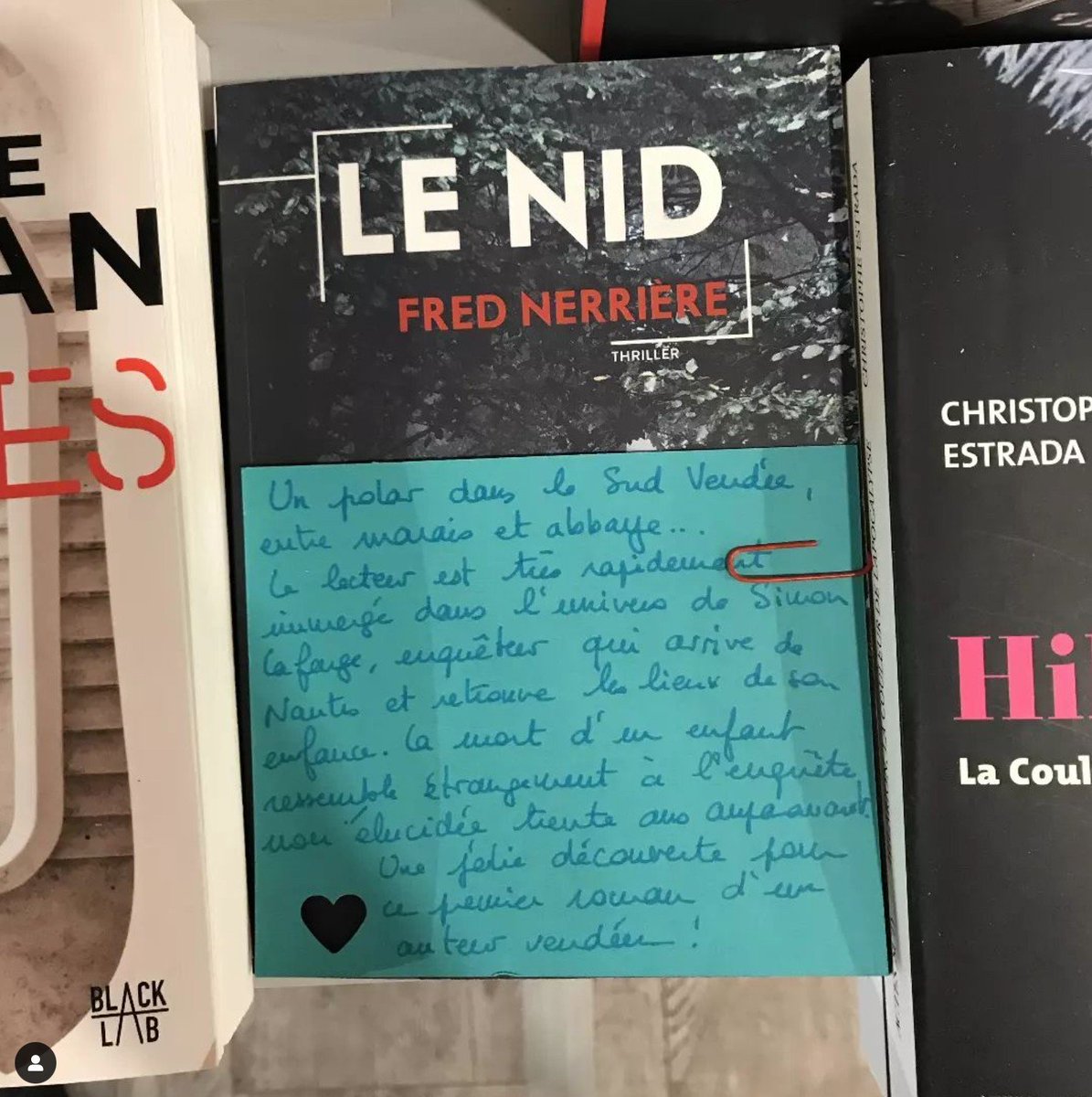 [#coupdecoeurlibrairie]
Une jolie mise en avant pour le roman Le Nid dans la librairie Les Instants Libres en Vendée ! 📕 Fred Nerrière Auteur y sera en dédicace le 18 juin ✍️🗓 
#thriller #realsuspense