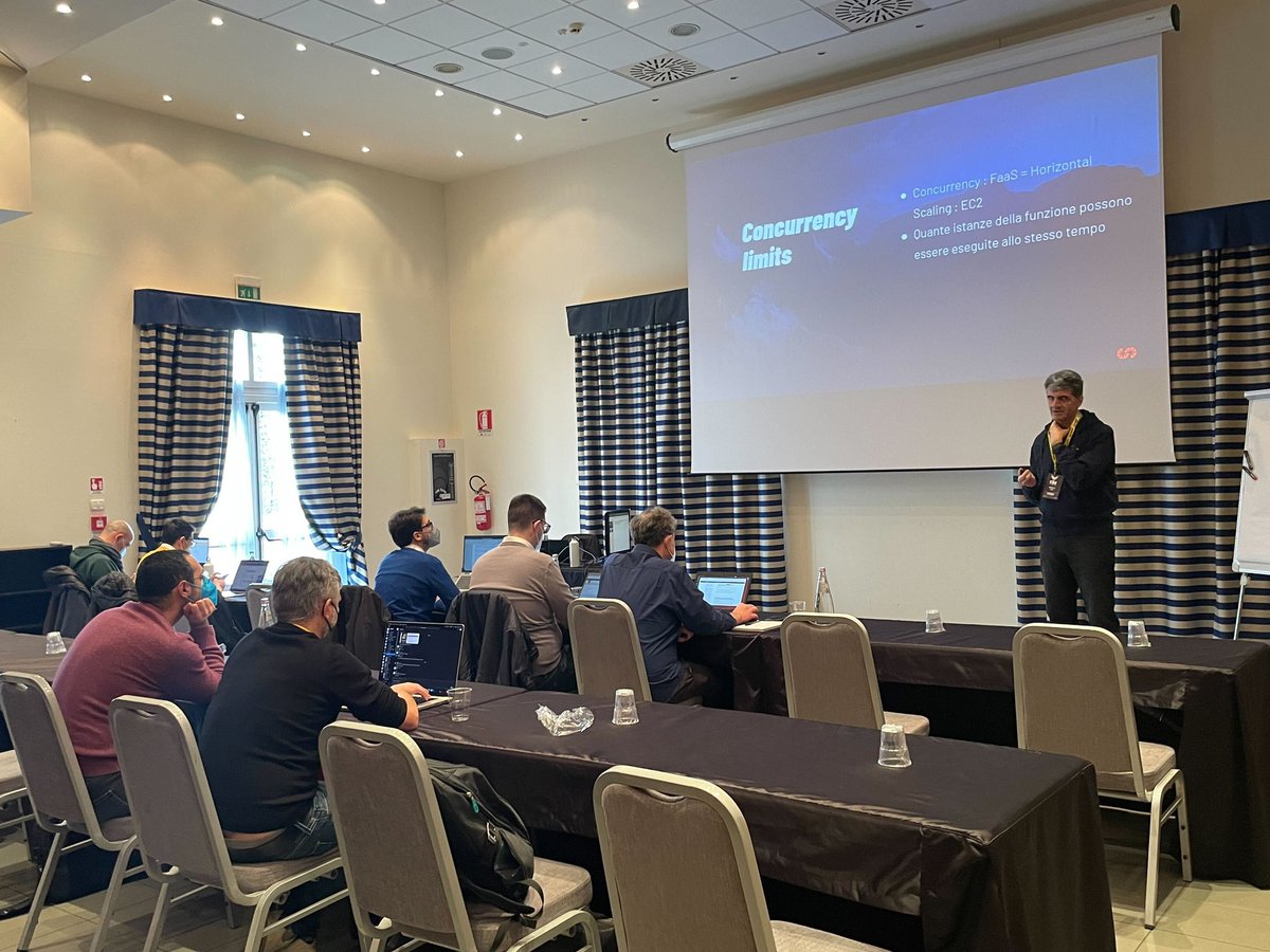 Proprio bello tornare in persona! 
Oggi a <a href="/IncontroDevOps/">Incontro DevOps Italia | 14 Marzo 2025 | Bologna</a> con il nostro workshop su Serverless e AWS, teoria e pratica attiva. 

Ah, non smettete di seguirci perché non finirà qui. Abbiamo già in mente cosa proporvi dopo la giornata di oggi 😎

#Aws <a href="/awscloud/">Amazon Web Services</a>