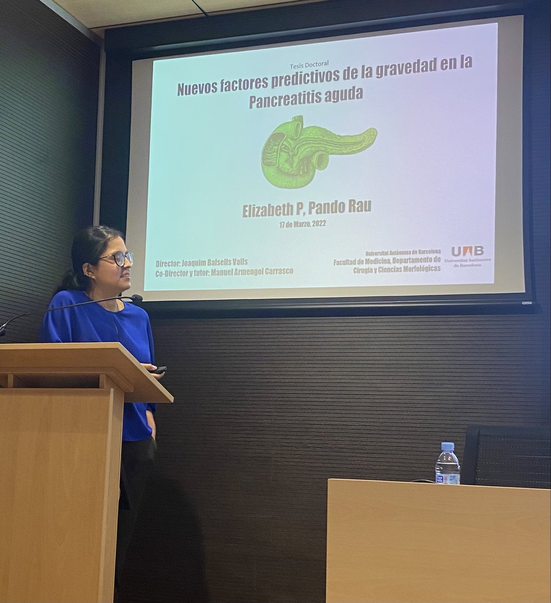 Today Dr. Elizabeth Pando defended her thesis very very well, absolutely excellent ! Delighted by the success of my colleague and friend! #UAB <a href="/vallhebron/">Vall d'Hebron</a> <a href="/VHIO/">Vall d’Hebron Institute of Oncology (VHIO)</a> <a href="/PancreasClub/">The Pancreas Club</a> <a href="/MarcBesselink/">Marc Besselink</a> <a href="/epr82/">Elizabeth Pando Rau</a>