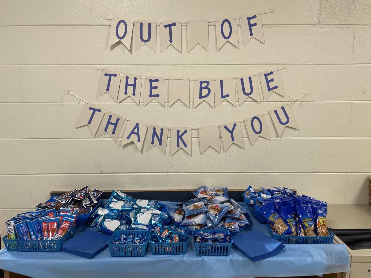 Noelle Horbaczewski (@nhorbaczewski1) on Twitter photo #outoftheblue THANK YOU to all the staff at <a href="/FosterLions/">Foster Elementary</a> for your help this first week of #IAR <a href="/ForestRidge142/">Forest Ridge SD142</a> #outoftheblue THANK YOU to all the staff at <a href="/FosterLions/">Foster Elementary</a> for your help this first week of #IAR <a href="/ForestRidge142/">Forest Ridge SD142</a>