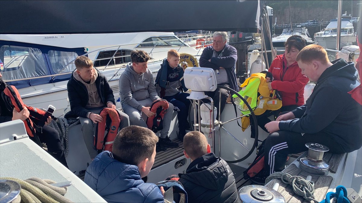 Year 11 Treorchy tweet media