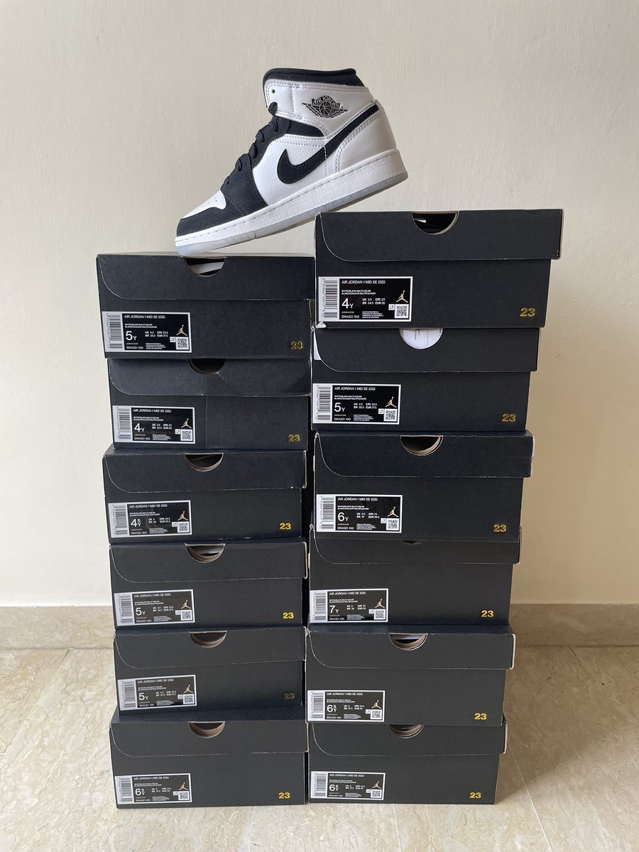 CVagnetti's tweet photo. One week pt. 2 14/15 delivered ( 2 sold yet ) - @Cybersole 

@FirstNotifyS @FnfNello @ReshipColony https://t.co/v8P1CfR8LQ