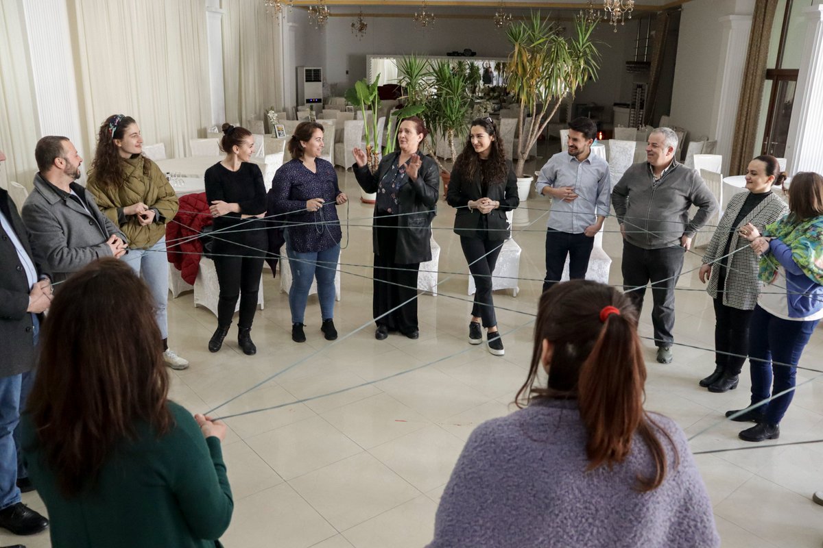 UNDP_Kosovo's tweet photo. Green Hub Programme begins with the training on #ecotourism in Peja/Peć, with 18 MSMEs including tour operators &amp; guides, guesthouse hosts and beekeepers to plan and introduce more #sustainable business solutions that protect the #environment ⛰️ and empower #local populations 🧑‍🤝‍🧑. https://t.co/UGTBSurv2E