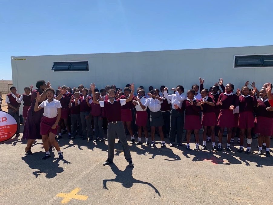NelsonMandela's tweet photo. Pupils at a farm school in Philadelphia, a small town near Melkbosstrand in the Western Cape, were excited to become recipients of a new library, delivered through the #MandelaDay Library Project.
#SouthAfricanLibraryWeek https://t.co/1T7oiZvF1g