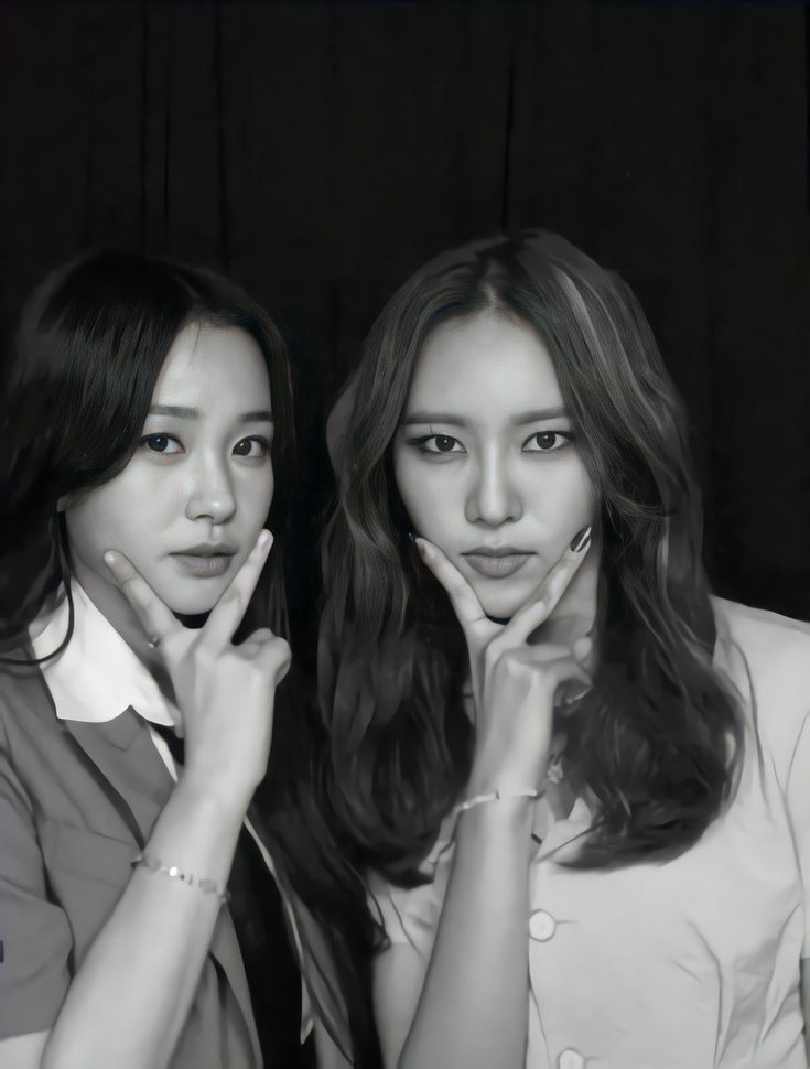 get well soon, monday and jihan 💞 please have a fast recovery. we'll wait for you 🥺