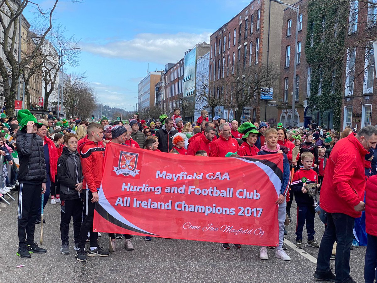 corkpaddysfest's tweet photo. No Cork St. Patrick's Day Parade would be complete without our wonderful sporting groups.

It is great to see so many players of all ages from @MayfieldGAA in the Parade.

#CorkGoesGreen #LáFhéilePádraig https://t.co/KozauLyQzJ