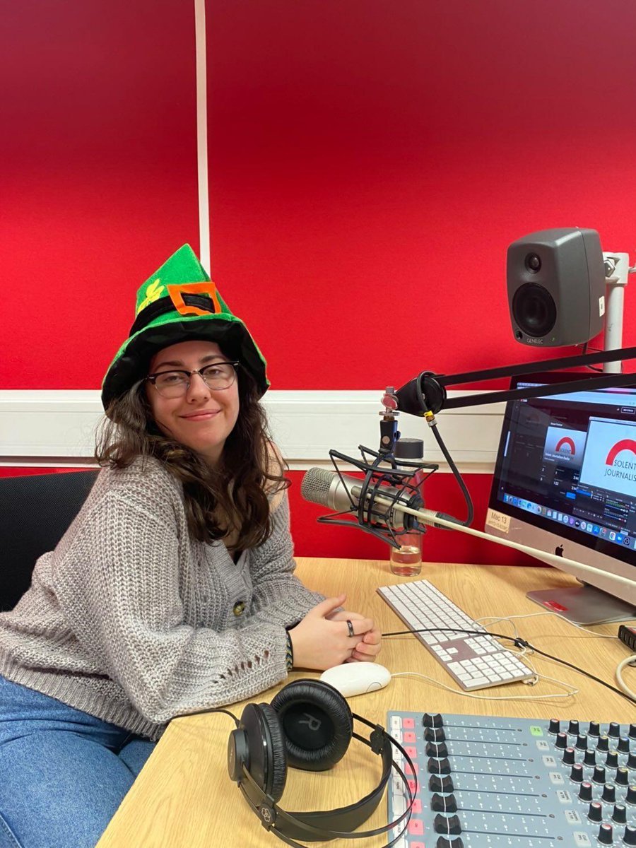 Have a listen to the 1:30pm radio bulletin presented by <a href="/PanarSali/">Panar Sali</a> 

youtube.com/watch?v=pmM1lN…