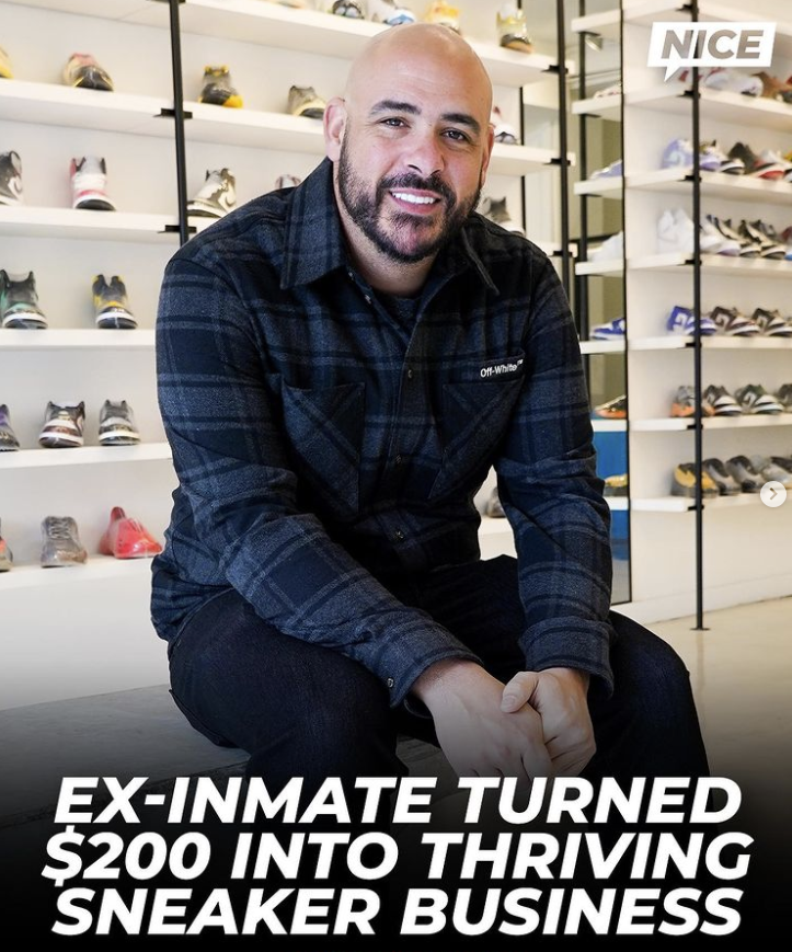 Hindsight2O20's tweet photo. How did @richman_cole go from ex-inmate with $200 to LA sneaker store owner (@bottombunkla) with an article on @nicekicks in 18 months? A sneaker business case study with 5 lessons: 🧵🔽 https://t.co/qRVxITpasd
