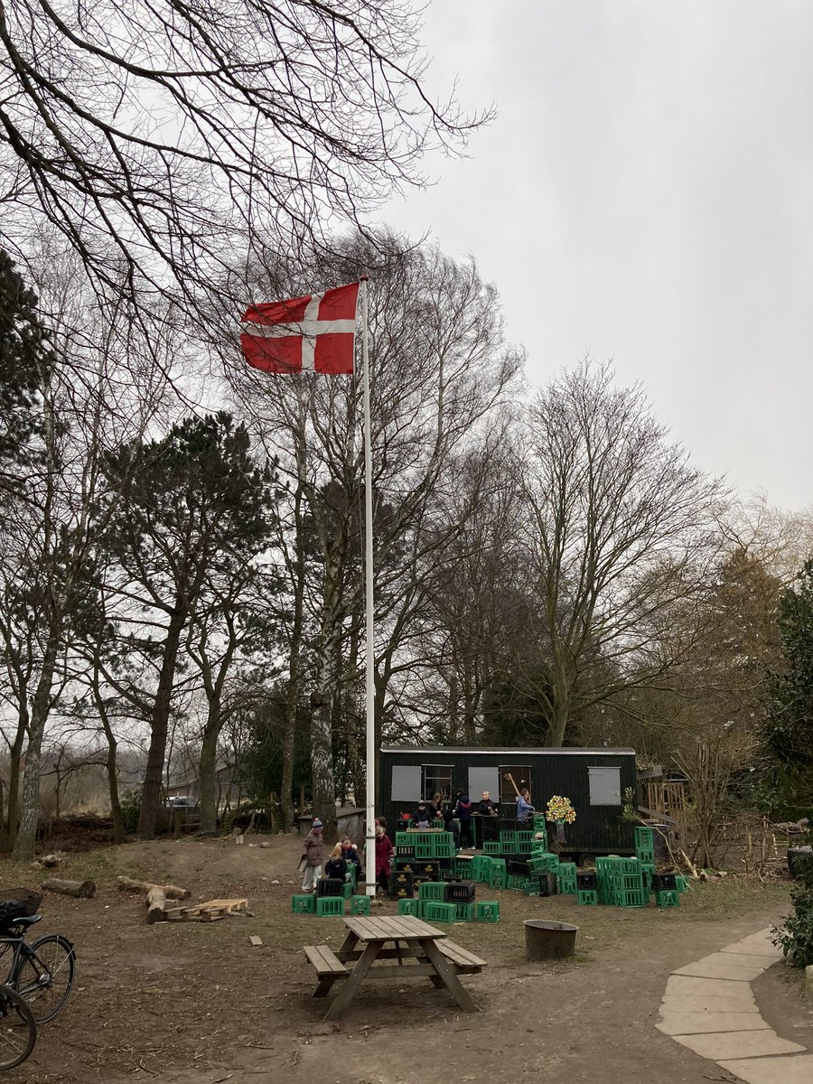 adoptaunolivo's tweet photo. Hoy y mañana estamos en #Torup #Denmark 🇩🇰participando en el 4 congreso de Smart Rural Regional EU aprendiendo estrategias para implementar en #Oliete @SmartRural21 @OlieteSmart 🏡😍 https://t.co/6iyr16bLF3