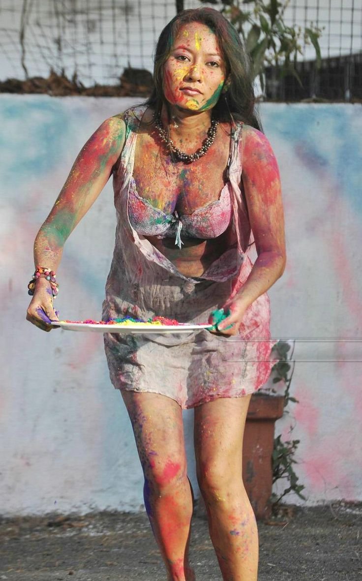 darkk_desire's tweet photo. #hotwife #darkdesire #holi https://t.co/dHlUJLSS0u