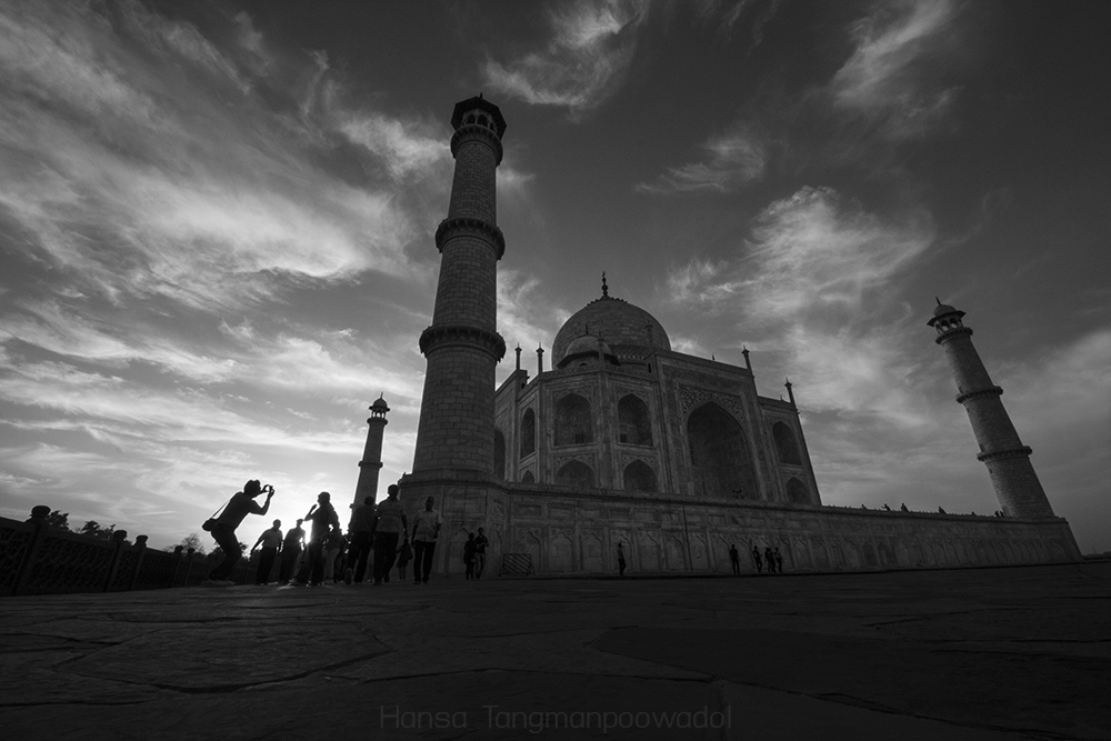 khunmoohan's tweet photo. A.RPS Distinction- Associate of The Royal Photographic Society, Bristol, United Kingdom
#uk #bristol #photoartist #rps #photoart #thaiartist #indiaphotosociety #indiaphotography #indiaphotographyclub #rajasthan #tajmahal #elephanta #thaiart #asianart #thaiphotographer https://t.co/26sxvO5BCl