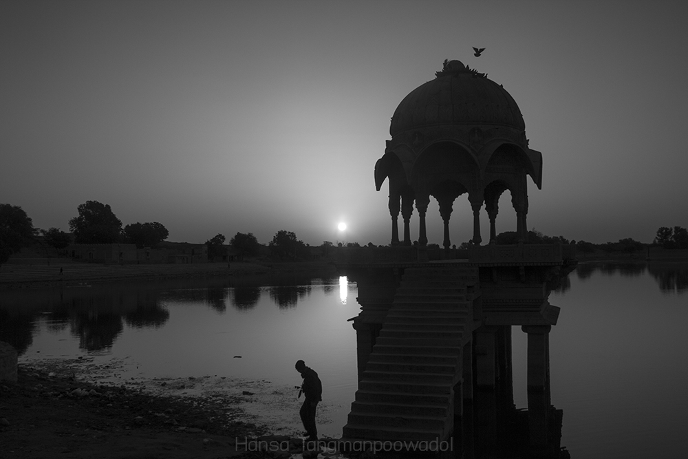 khunmoohan's tweet photo. A.RPS Distinction- Associate of The Royal Photographic Society, Bristol, United Kingdom
#uk #bristol #photoartist #rps #photoart #thaiartist #indiaphotosociety #indiaphotography #indiaphotographyclub #rajasthan #tajmahal #elephanta #thaiart #asianart #thaiphotographer https://t.co/26sxvO5BCl