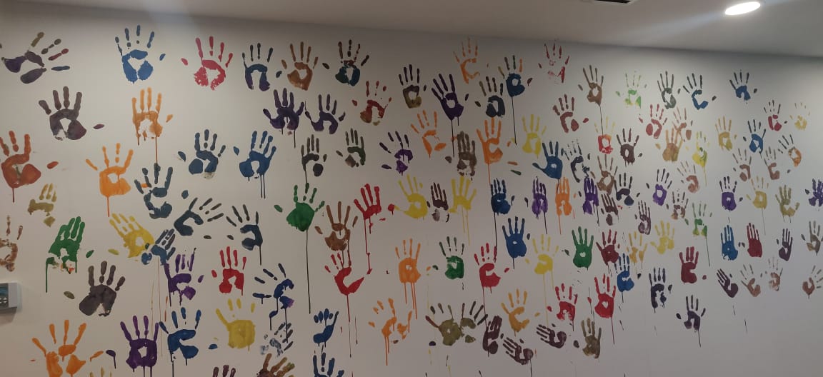 O2Power_India's tweet photo. Happy Holi to all of you from all of us at @O2Power_India!!
(Glimpses of holi celebrations at our sites and our office this evening)
#teambonding #happyholi #O2PowerFamily #teamculture https://t.co/6l47f0qy8O