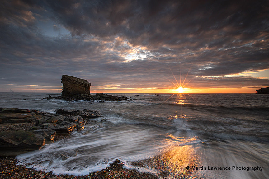 Great change to go to the east coast to watch the sunrise instead of a sunset on the west coast where I live - Northumberland is really beautiful !! #sunrise #charliesgarden #northeast #northumberland #martinlawrencephotography #seascape #sea #earlystart #longexposure